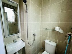 Landbay Condominium (D16), Condominium #371018461